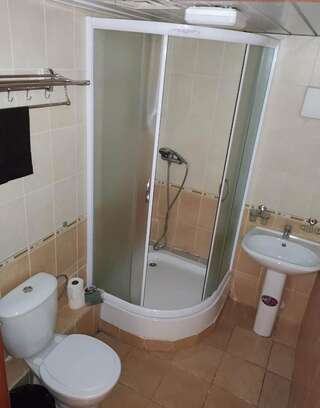 Хостелы Хостел на Медеу Алматы-3